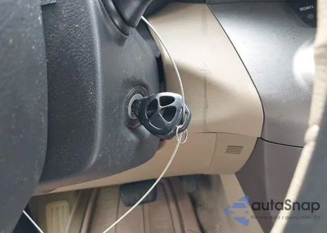 2011 Toyota Rav4 z USA, uszkodzony, nr VIN JTMBF4DV2B5043362